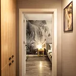 Charming With Parking - The Perfect Getaway Bukarest