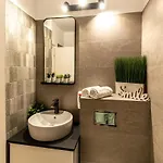 Charming With Parking - The Perfect Getaway Lejlighed
