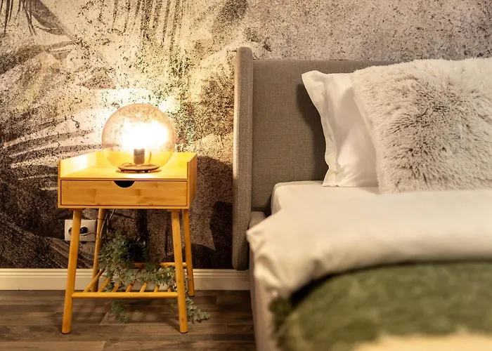 Charming With Parking - The Perfect Getaway Bukarest