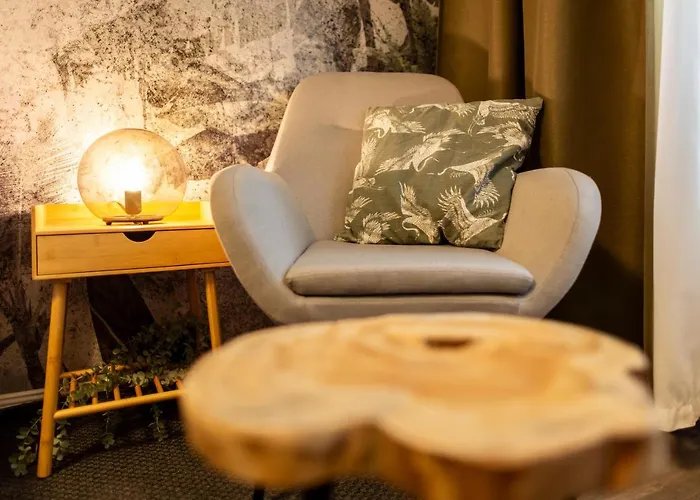 Lejlighed Charming With Parking - The Perfect Getaway *